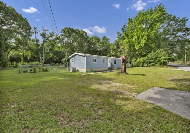 Homes for sale in Orangeburg, SC | 1770 Nix St, Orangeburg, SC 29115 | MLS# 26019664