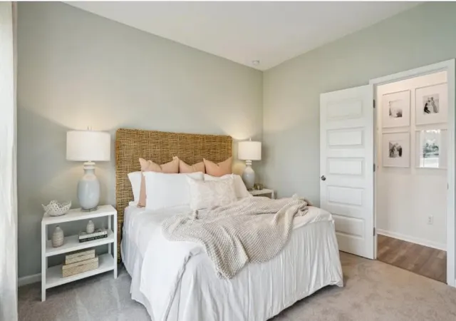 Photo 4 of Single family home for sale at 137 Orchard Blossom Ln, Summerville, SC 29485 | MLS# 26022377 | Listing updated on 2026-10-19