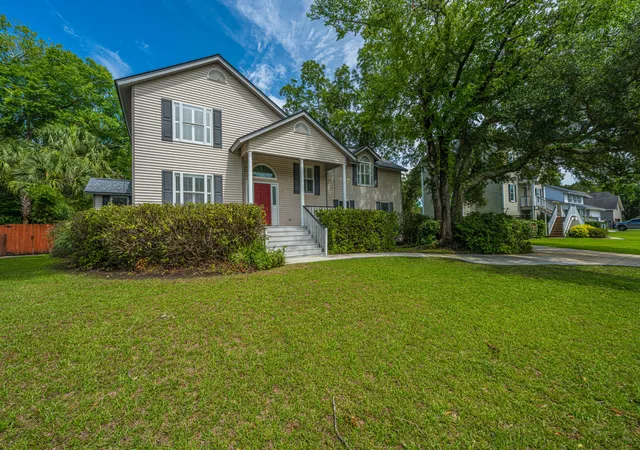 Photo 3 of Single family home for sale at 230 Marsh Oaks Dr, Charleston, SC 29407 | MLS# 26020468 | Listing updated on 2026-09-18