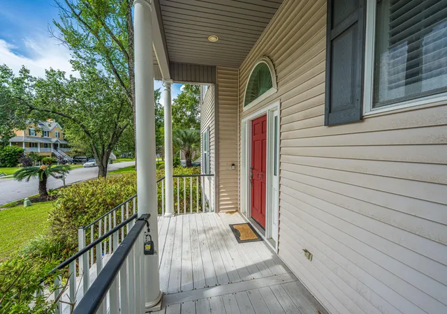 Photo 3 of Single family home for sale at 230 Marsh Oaks Dr, Charleston, SC 29407 | MLS# 26020468 | Listing updated on 2026-09-18