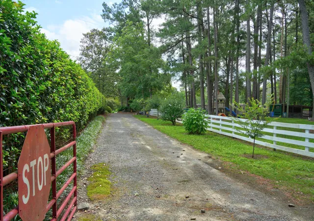 1st image of 118 Sellars Cir, Summerville, SC 29483 | MLS# 26018565