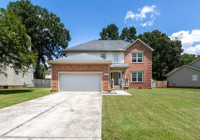 Single family home for sale at 5428 Roxbury Dr, North Charleston, SC 29418 | MLS# 26023040
