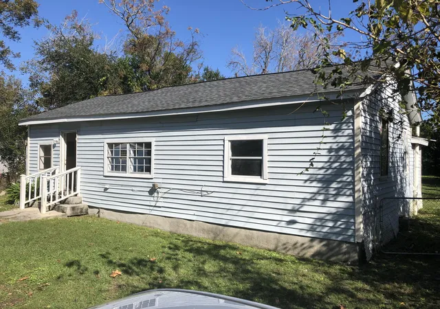 Photo 3 of Single family home for sale at 1822 Austin Ave, Charleston, SC 29405 | MLS# 26024402 | Listing updated on 2026-09-05