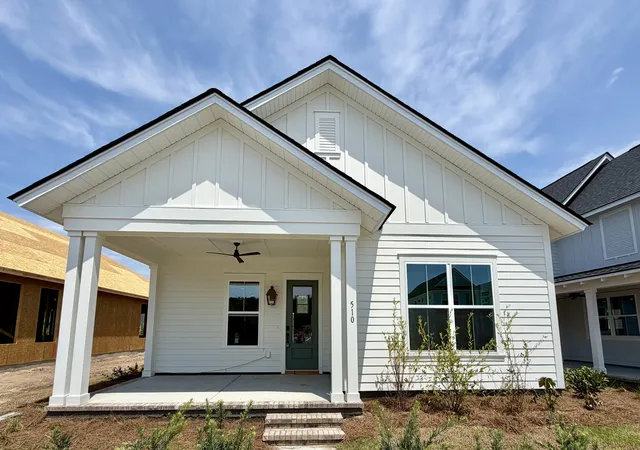 Photo 1 of Single family home for sale at 510 Ivy Green Ln, Summerville, SC 29486 | MLS# 26021291 | Listing updated on 2026-09-17
