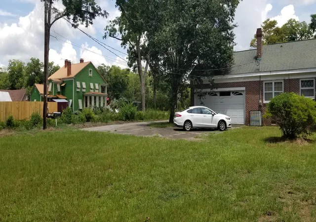 Photo 5 of Single family home for sale at 5464 Carolina Hwy, Denmark, SC 29042 | MLS# 26020510 | Listing updated on 2026-08-04