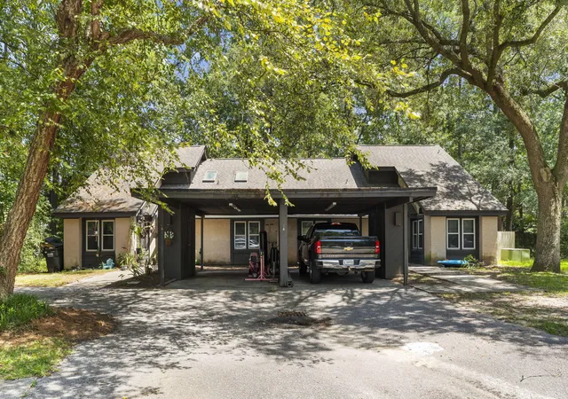 2nd image of 105 Chattum Ct, Summerville, SC 29485 | MLS# 26024056