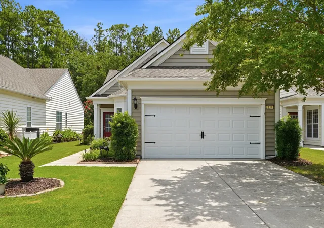 Photo 2 of Single family home for sale at 133 Sea Lavender Ln, Summerville, SC 29486 | MLS# 26019890 | Listing updated on 2026-09-02