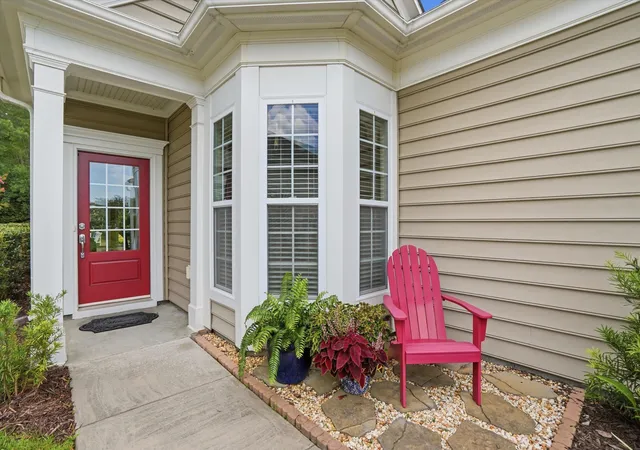 Photo 3 of Single family home for sale at 133 Sea Lavender Ln, Summerville, SC 29486 | MLS# 26019890 | Listing updated on 2026-09-02