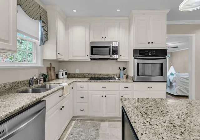 Photo 3 of Single family home for sale at 1527 Pinopolis Rd, Moncks Corner, SC 29461 | MLS# 26018870 | Listing updated on 2026-10-05