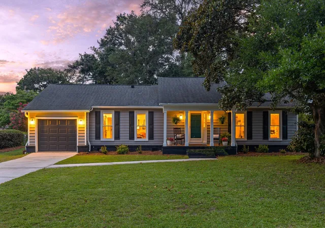 Photo 1 of Single family home for sale at 317 Hawthorne St, Mount Pleasant, SC 29464 | MLS# 26019075 | Listing updated on 2026-07-09