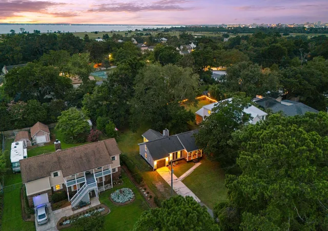 Photo 2 of Single family home for sale at 317 Hawthorne St, Mount Pleasant, SC 29464 | MLS# 26019075 | Listing updated on 2026-07-09