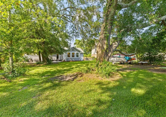 Photo 4 of Single family home for sale at 317 Hawthorne St, Mount Pleasant, SC 29464 | MLS# 26019075 | Listing updated on 2026-07-09