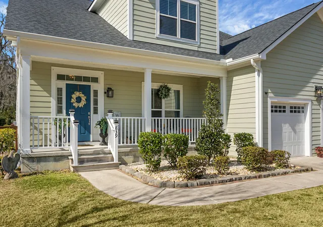 Homes for sale in Charleston, SC | 839 Hunt Clb, Charleston, SC 29414 | MLS# 26004029