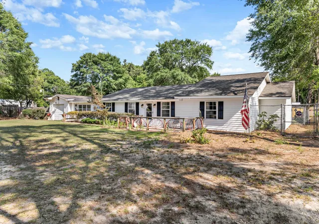 3rd image of 587 Norway Rd, Orangeburg, SC 29115 | MLS# 26020173
