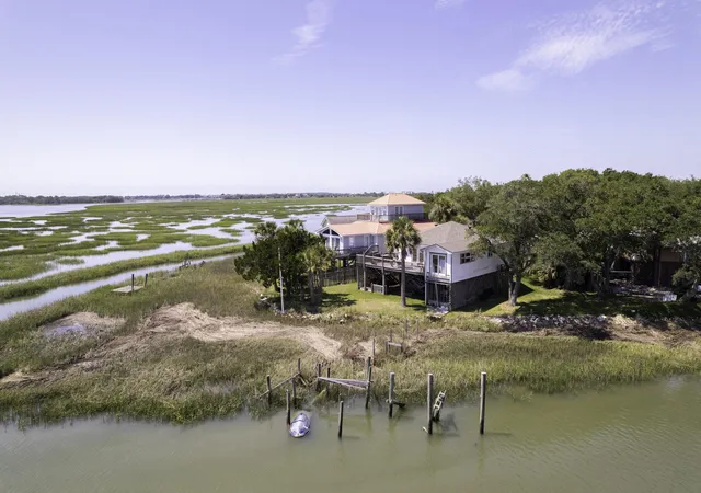 Photo 1 of Single family home for sale at 1543 Terns Nest Rd, Charleston, SC 29412 | MLS# 26019333 | Listing updated on 2026-09-14