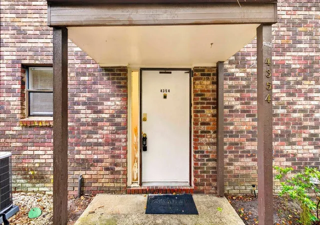 Photo 3 of Townhouse for sale at 4354 Great Oak Dr, North Charleston, SC 29418 | MLS# 26020362 | Listing updated on 2026-08-04