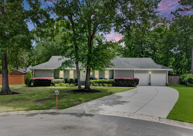 Homes for sale in Hanahan, SC | 19 Milano Ct, Hanahan, SC 29410 | MLS# 26015625