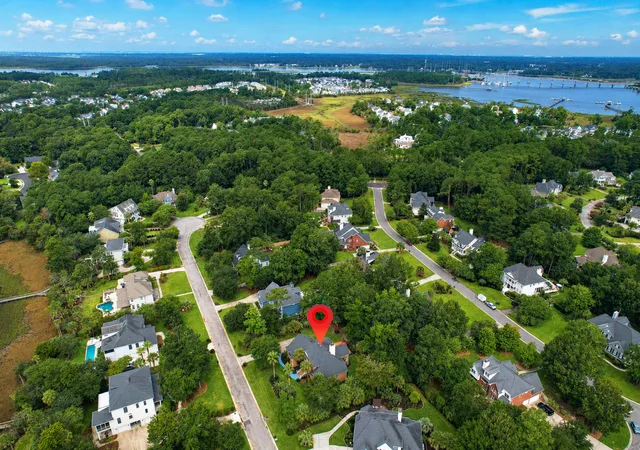 Photo 3 of Single family home for sale at 2323 Darts Cove Wy, Mount Pleasant, SC 29466 | MLS# 26024426 | Listing updated on 2026-09-22