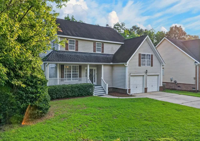 Photo 3 of Single family home for sale at 1858 Oleander Ct, Charleston, SC 29414 | MLS# 26023039 | Listing updated on 2026-08-28