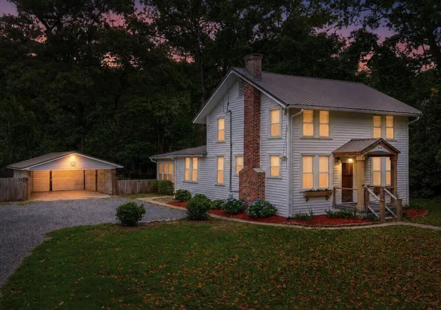 Homes for sale in Charleston, SC | 494 Woodland Shores Rd, Charleston, SC 29412 | MLS# 26014217