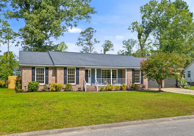 2nd image of 213 Brailsford Rd, Summerville, SC 29485 | MLS# 26017276