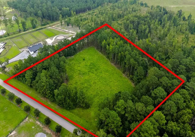 Photo 3 of Land for sale at 15 Bradley Pasture Way, Ravenel, SC 29470 | MLS# 26023016 | Listing updated on 2026-09-18
