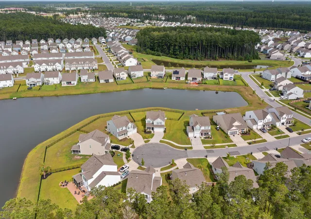 2nd image of 492 Fox Sparrow Ct, Summerville, SC 29486 | MLS# 26022770