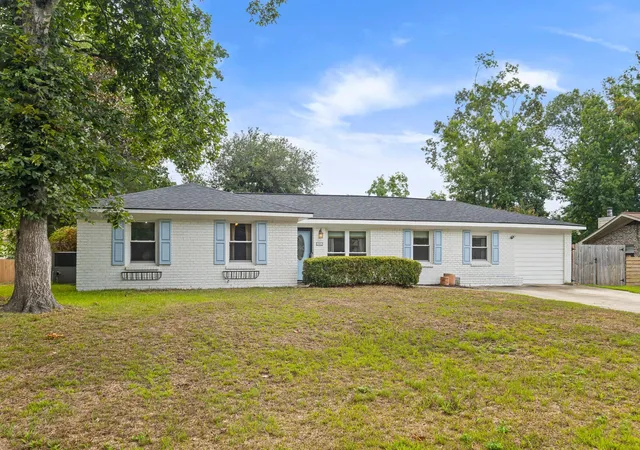 1st image of 2482 Flamingo Dr, Charleston, SC 29414 | MLS# 26024067