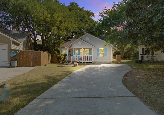Photo 1 of Single family home for sale at 2354 Soling Ct, Charleston, SC 29414 | MLS# 26011767 | Listing updated on 2026-08-03