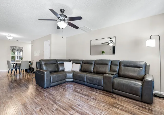 Photo 3 of Single family home for sale at 226 Emerald Isle Dr, Moncks Corner, SC 29461 | MLS# 26016932 | Listing updated on 2026-10-12