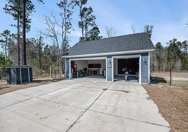 Photo 3 of Single family home for sale at 119 Clark Ln, Dorchester, SC 29437 | MLS# 26010307 | Listing updated on 2026-09-29