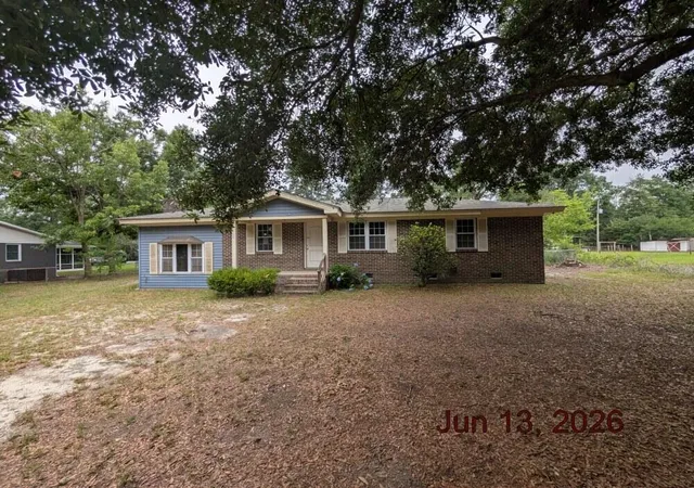 Homes for sale in Walterboro, SC | 33 Elliott Ct, Walterboro, SC 29488 | MLS# 26017383