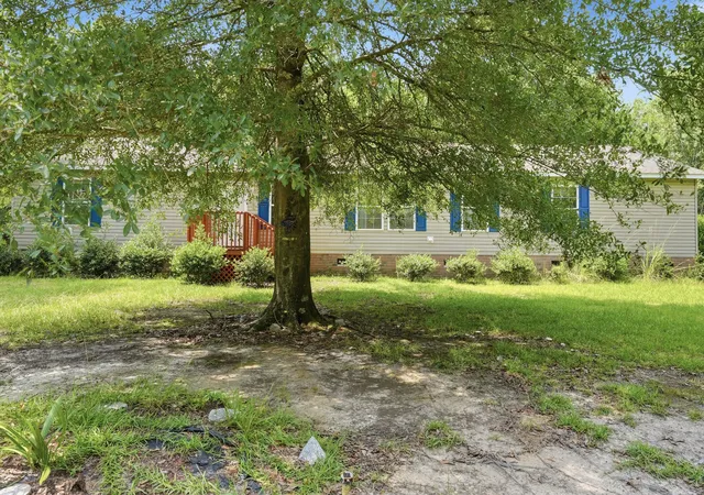 2nd image of 924 Blissful Ln, Huger, SC 29450 | MLS# 26023216