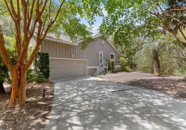 Photo 2 of Single family home for sale at 2837 Baywood Dr, Johns Island, SC 29455 | MLS# 26020867 | Listing updated on 2026-09-13