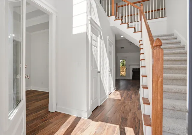 Photo 2 of Single family home for sale at 102 Sago Palm Ct, Summerville, SC 29483 | MLS# 26014504 | Listing updated on 2026-09-23