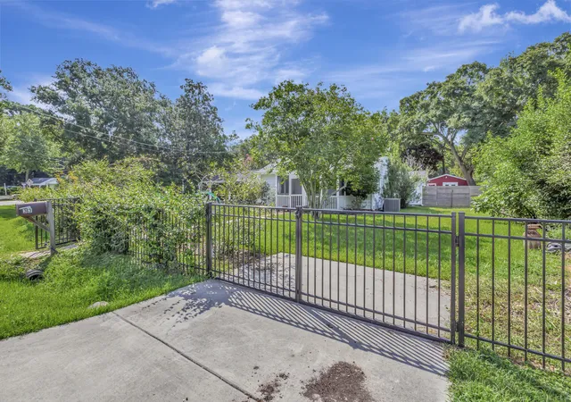 46th image of 33 Anita Dr, Charleston, SC 29407 | MLS# 26023774