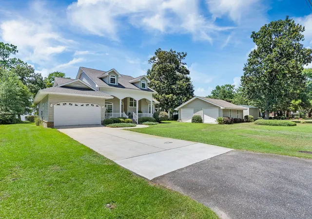 Photo 2 of Single family home for sale at 903 Butter Rd, Bonneau, SC 29431 | MLS# 26018851 | Listing updated on 2026-09-25