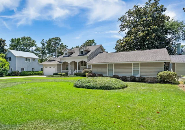 Photo 3 of Single family home for sale at 903 Butter Rd, Bonneau, SC 29431 | MLS# 26018851 | Listing updated on 2026-09-25