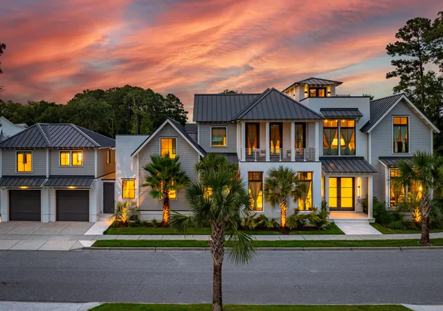 Photo 1 of Single family home for sale at 700 Stucco Ln, Mount Pleasant, SC 29464 | MLS# 26020206 | Listing updated on 2026-09-18