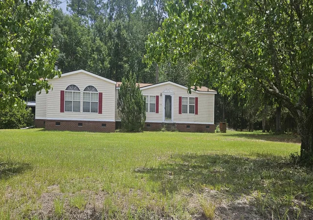 2nd image of 215 Walker St, Walterboro, SC 29488 | MLS# 26022546