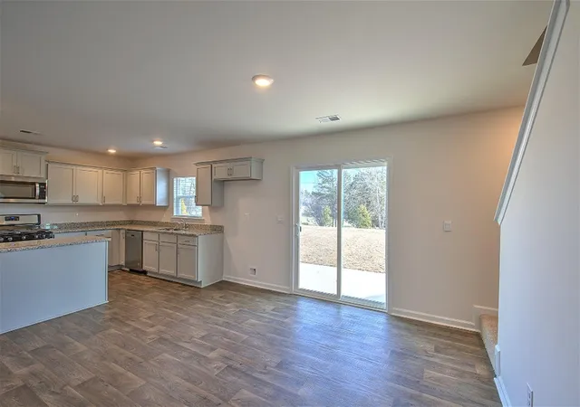 5th image of 126 Tahoe Dr, Orangeburg, SC 29118 | MLS# 26015062