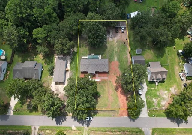 Photo 3 of Manufactured home for sale at 193 W Turner St, Summerville, SC 29483 | MLS# 26023751 | Listing updated on 2026-09-09