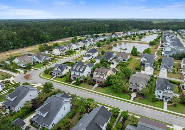 Photo 3 of Single family home for sale at 4282 Misty Holw Ln, Ravenel, SC 29470 | MLS# 26013385 | Listing updated on 2026-08-06