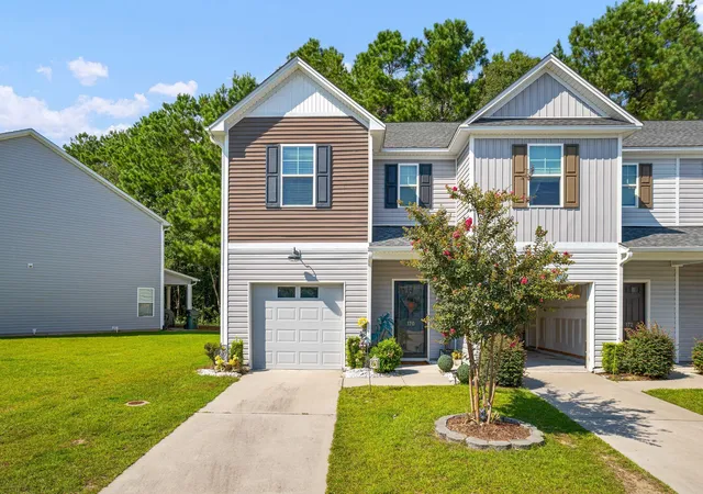 2nd image of 170 Buchanan Cir, Goose Creek, SC 29445 | MLS# 26023889