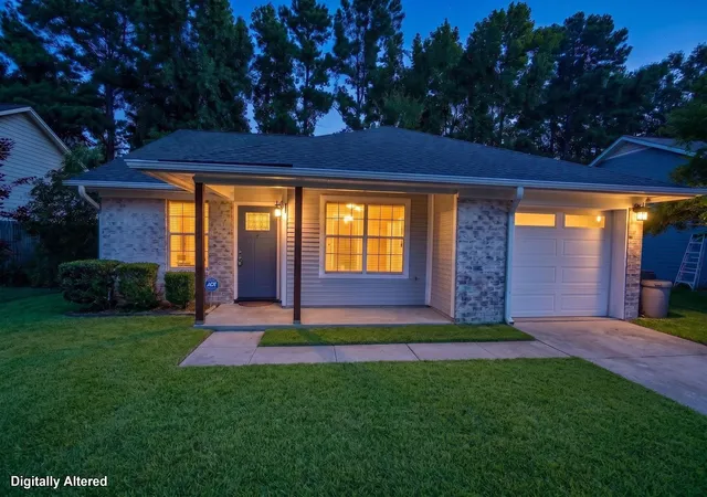 Photo 2 of Single family home for sale at 202 Birmingham Dr, Summerville, SC 29486 | MLS# 26020399 | Listing updated on 2026-08-06