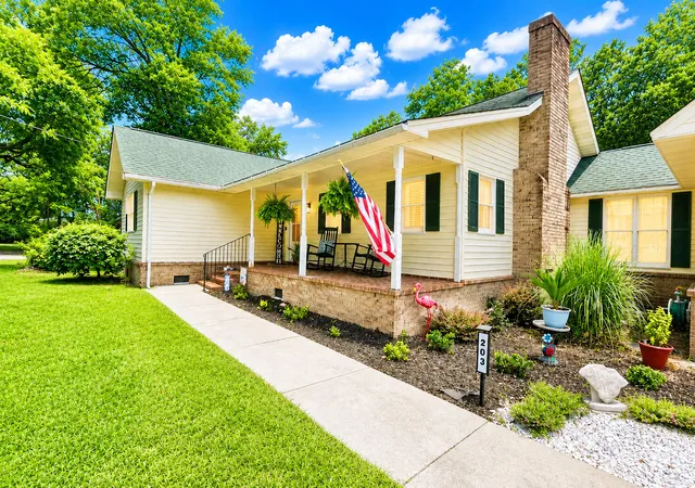 Photo 3 of Single family home for sale at 203 Whitesville Rd, Moncks Corner, SC 29461 | MLS# 26019321 | Listing updated on 2026-08-12