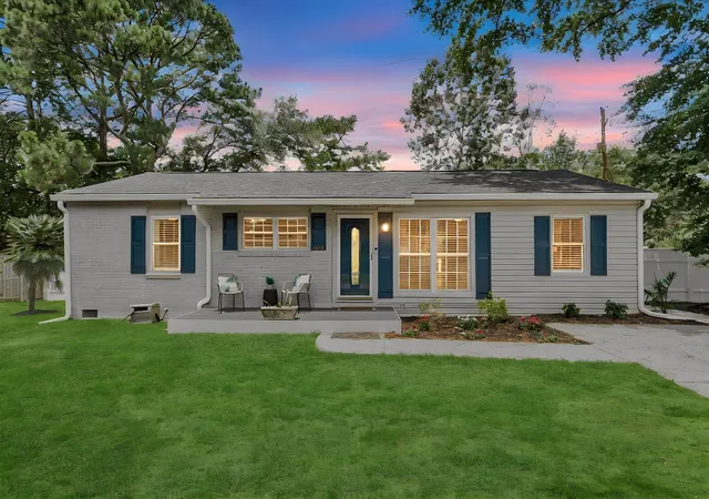 Photo 1 of Single family home for sale at 1668 Mepkin Rd, Charleston, SC 29407 | MLS# 26021201 | Listing updated on 2026-09-14