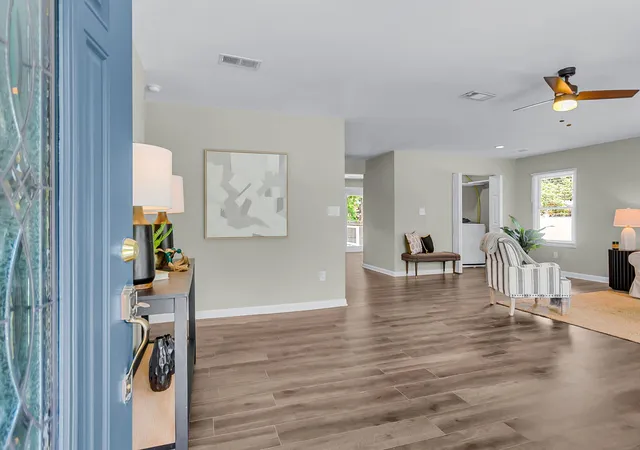Photo 3 of Single family home for sale at 1668 Mepkin Rd, Charleston, SC 29407 | MLS# 26021201 | Listing updated on 2026-09-14