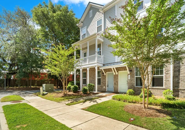 Homes for sale in Charleston, SC | 101 Rowans Creek Dr, Charleston, SC 29492 | MLS# 26019350