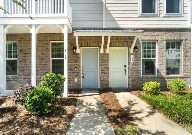 Homes for sale in Charleston, SC | 101 Rowans Creek Dr, Charleston, SC 29492 | MLS# 26019350